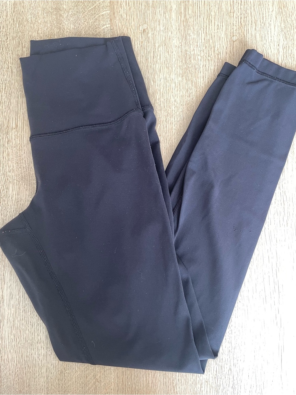 Lululemon Wunder Under High Rise tight 7/8 tight Full-on Luxtreme 25” - sz 4